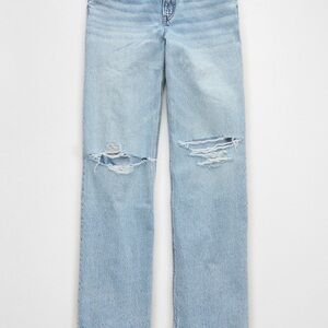 American Eagle Outfitters Light Blue Distressed Stovepipe Jeans. NWOT.